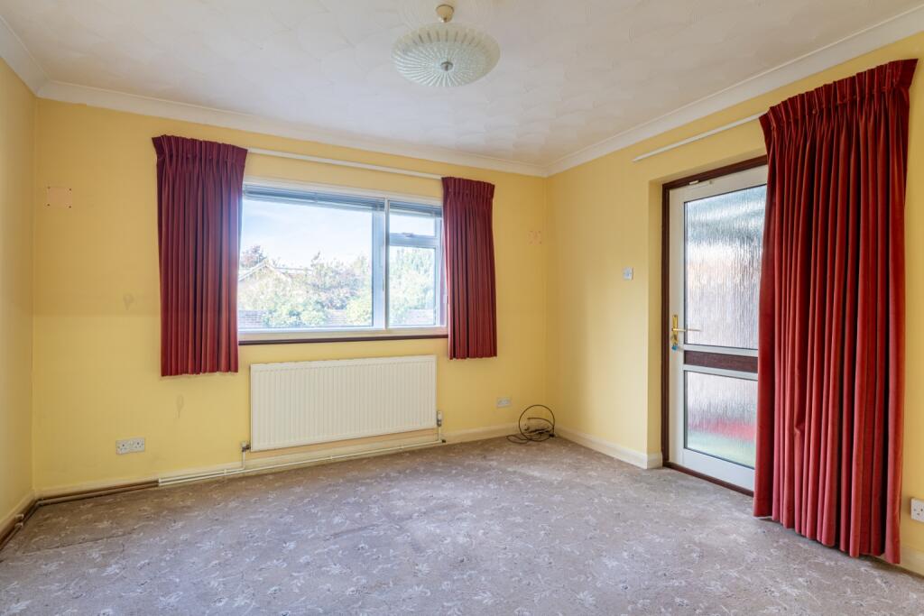 House in Gravesham, Riverview Park - More