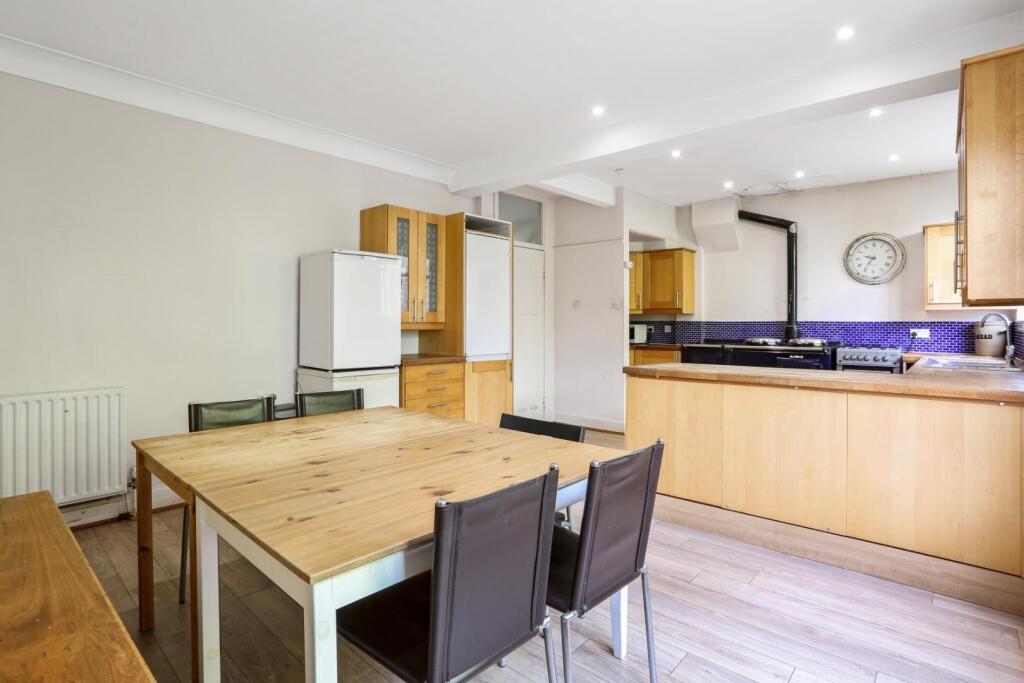 House in London - View 4