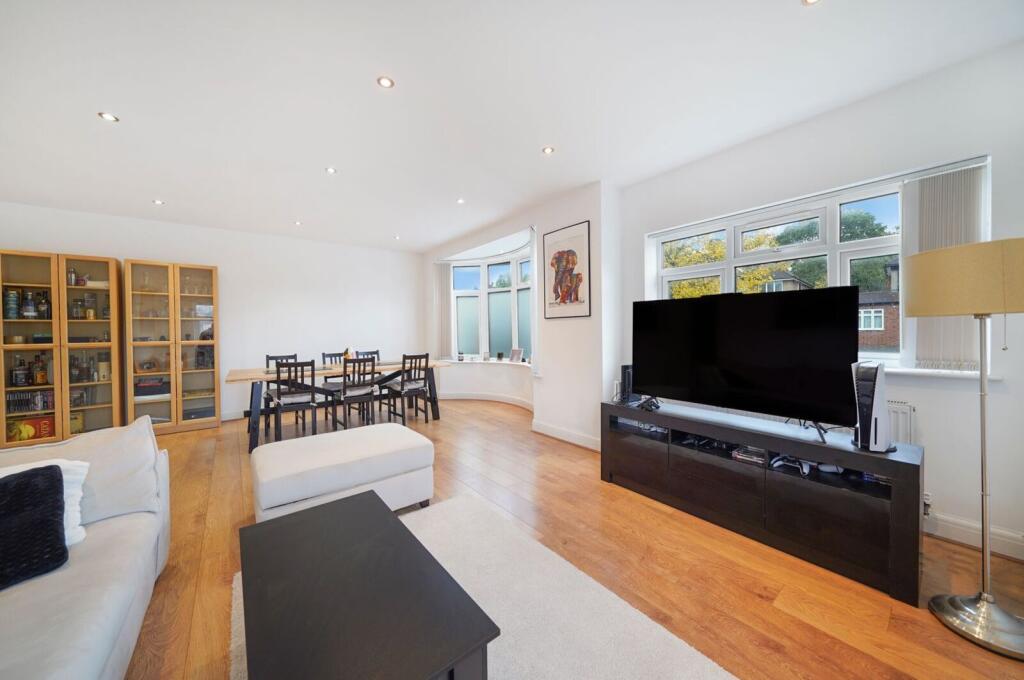 House in Harrow - More