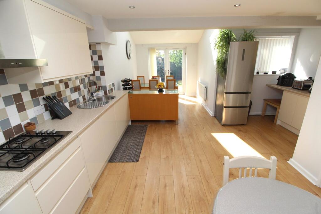 House in Oadby and Wigston, Wigston - More