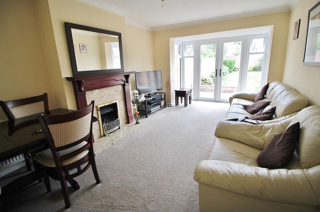 House in Havant, Hampshire - View 3