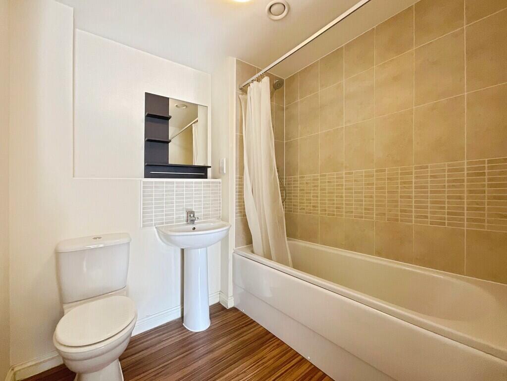 Apartment in Lincoln - View 4