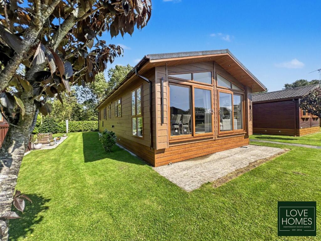 Main image of property: Buffalo Ridge, Lawnsdale Country Park, Lytham Road, Moss Side, Lytham St.