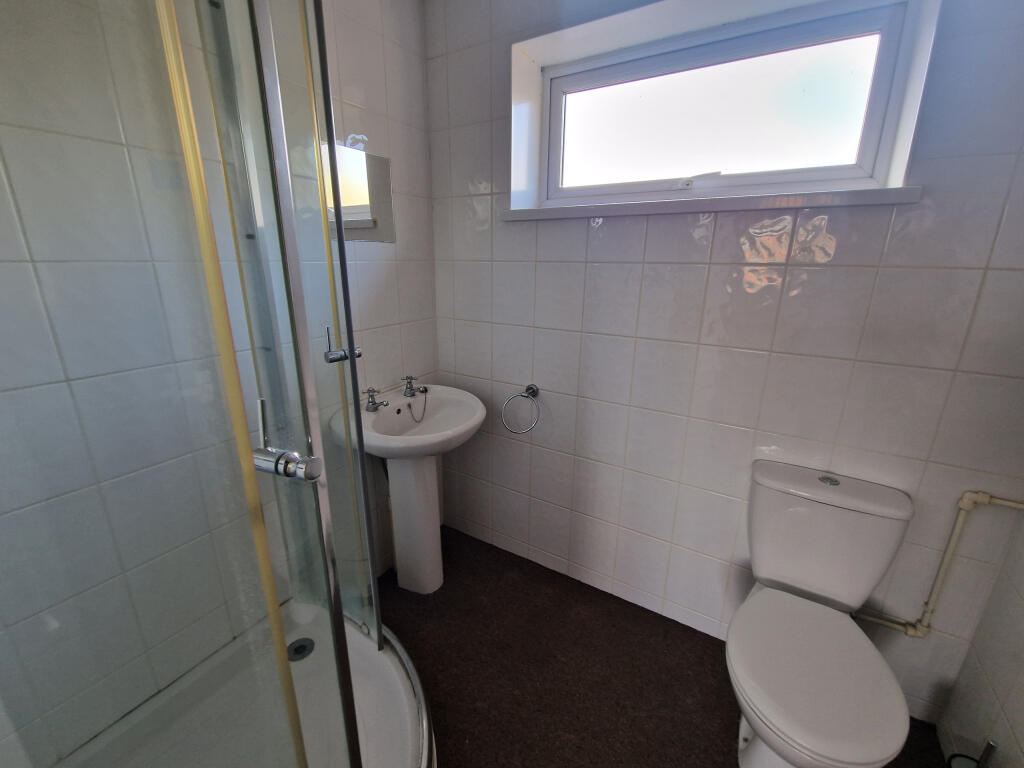 Additional image 18 of St. Michaels Avenue, Yeovil, Somerset, BA21 4LS