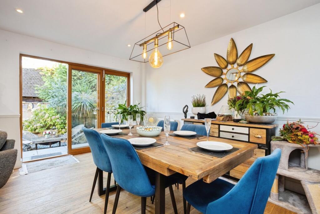 House in Tonbridge - View 3