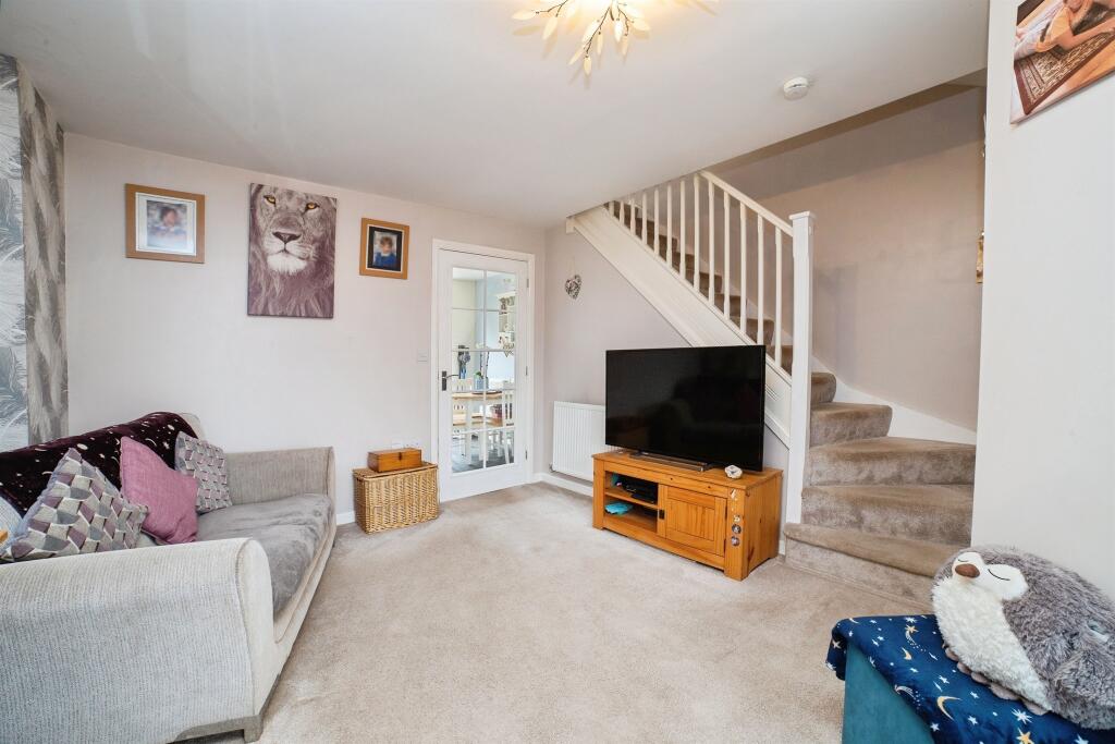 House in Mansfield, Nottinghamshire - View 4
