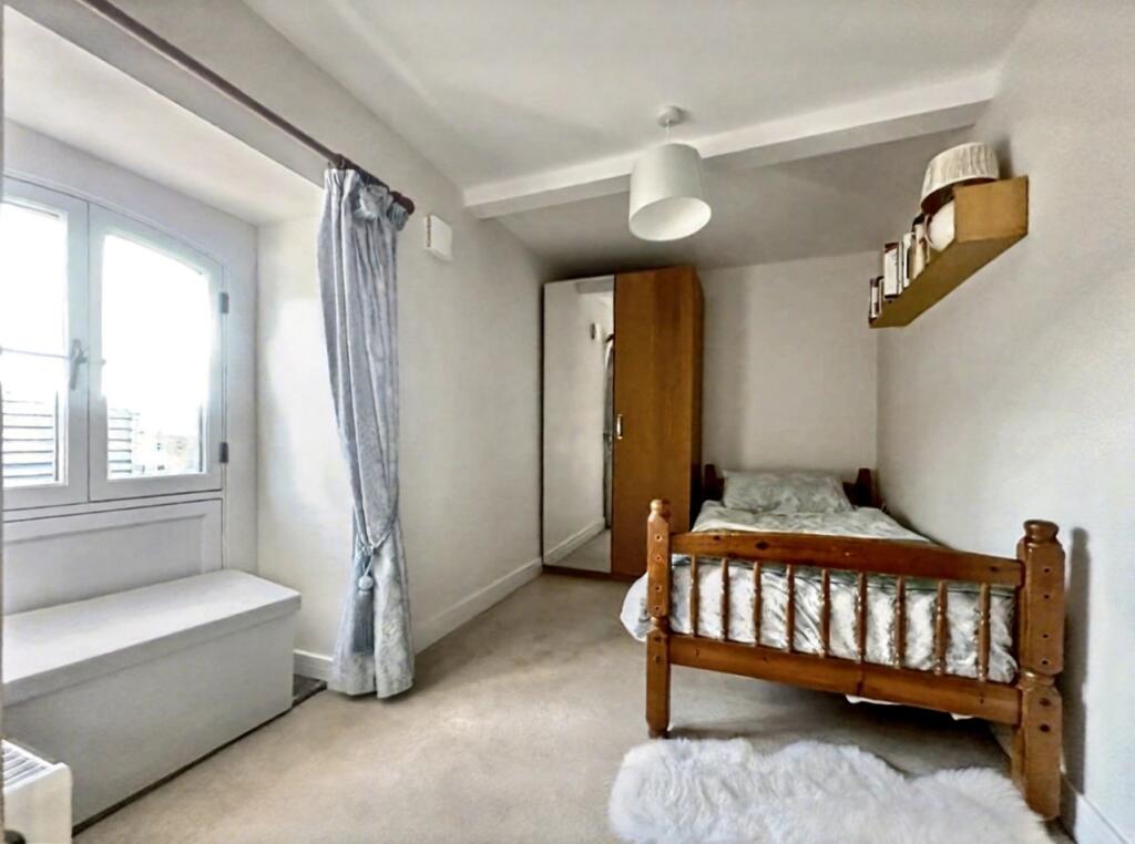 Additional image 17 of Wells