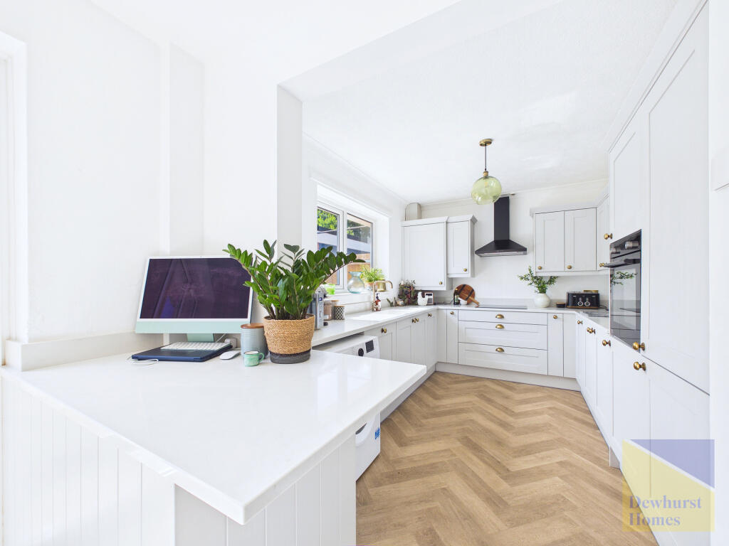Wentworth Drive, Broughton, PR3 - View 6