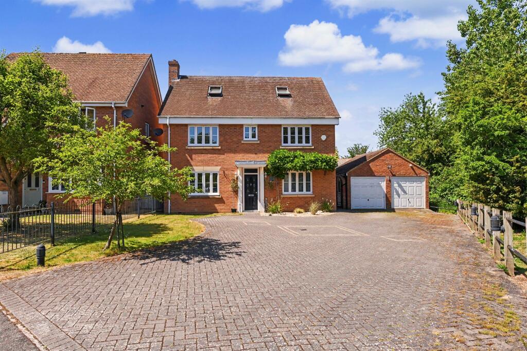 Main image of property: Hever Close, Pitstone, Leighton Buzzard