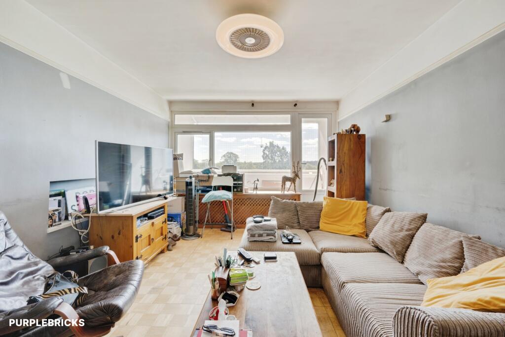 Apartment in London - More