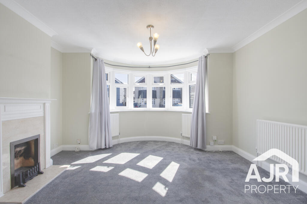 House in Dartford - View 3
