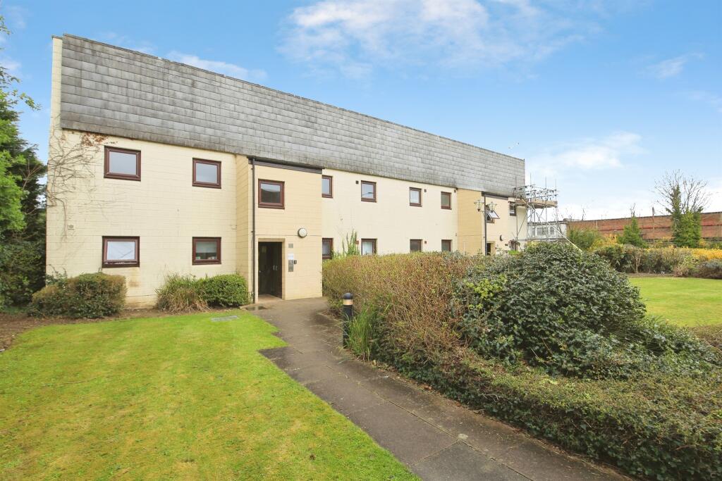 Main image of property: Shrewsbury Avenue, Peterborough