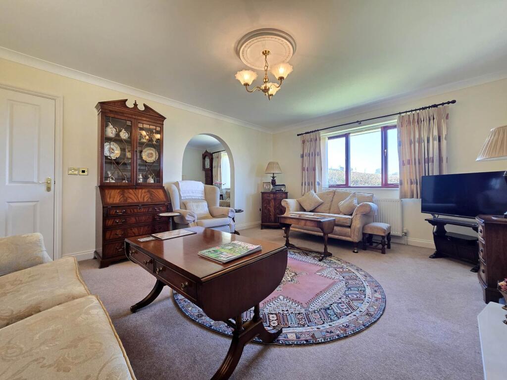 2, Hampton Park, Raleigh, Bideford photo 4