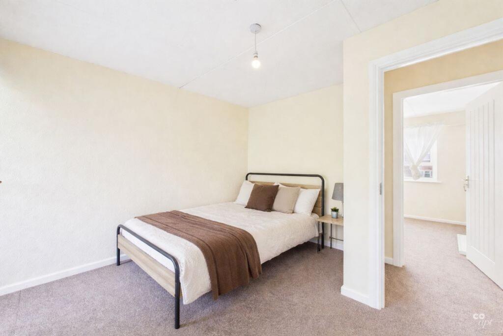4 bedroom flat for rent