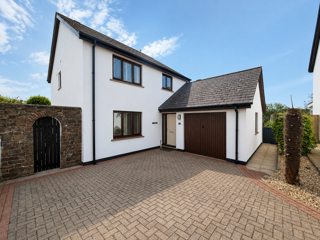 Main image of property: Swallow Dale, Saundersfoot, Pembrokeshire, SA69