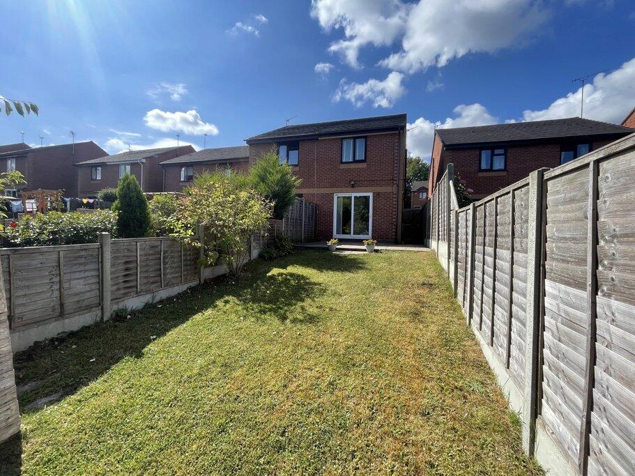 House in Congleton, Hightown - View 4