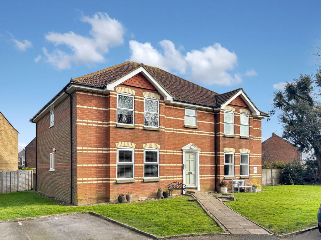 Main image of property: Woodsdale Court, Dominion Road, Worthing BN14 8JQ