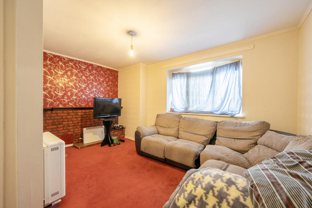 Apartment in Sandwell, Whiteheath Gate - View 3