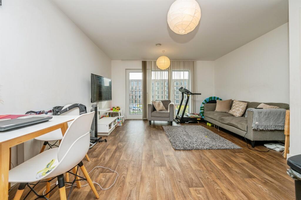 Apartment in Birmingham, West Midlands - View 4