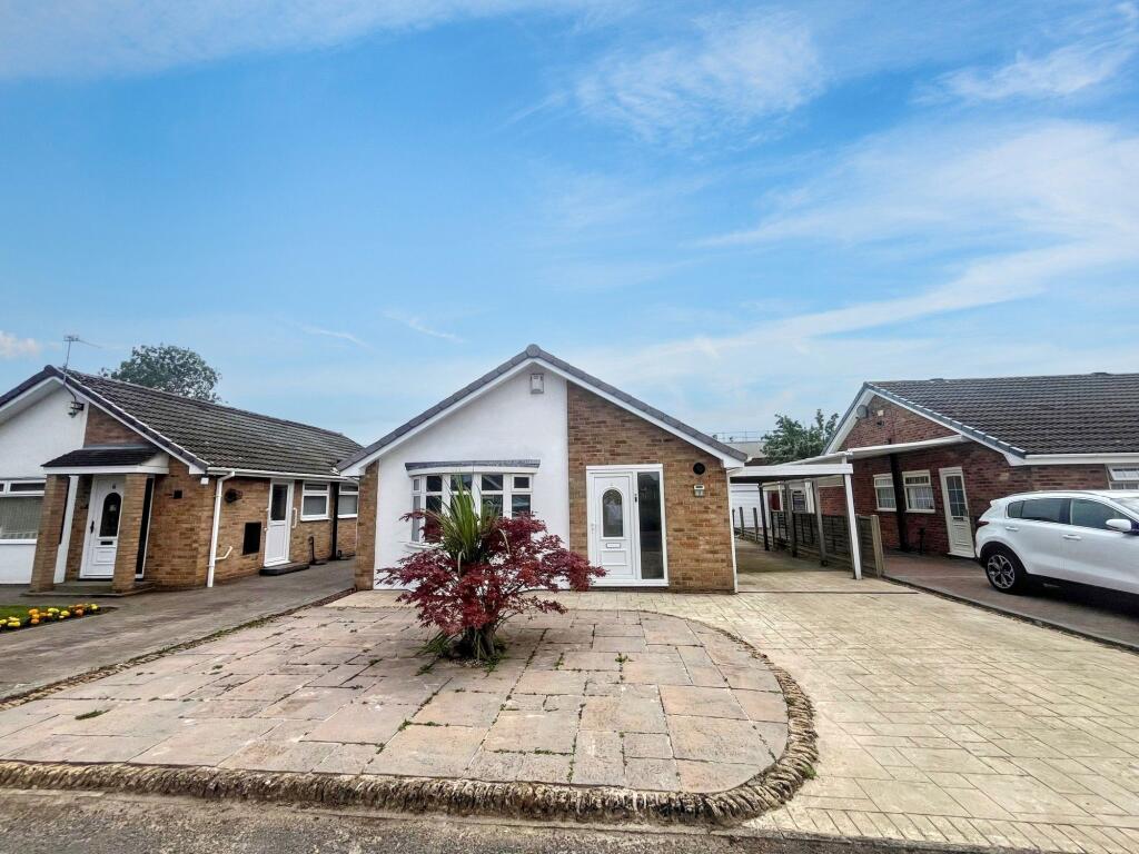 Main image of property: Tollerton Close, Whitehouse Farm, Stockton-on-Tees, Durham, TS19 0QX