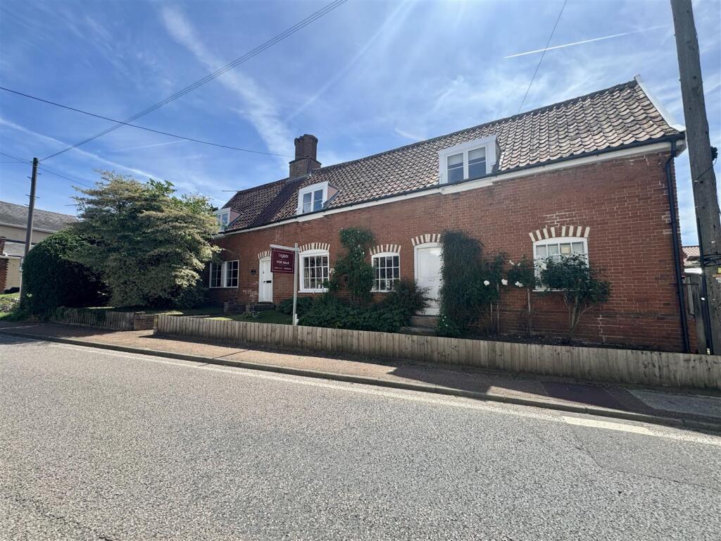 Main image of property: The Street, Rickinghall, Diss