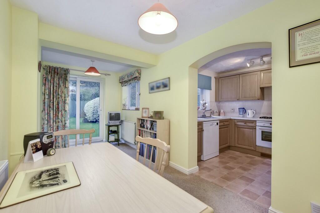 House in Watford, Hertfordshire - View 4