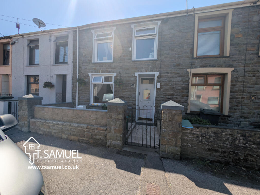 Main image of property: Penrhiwceiber Road, Mountain Ash, CF45 3SL