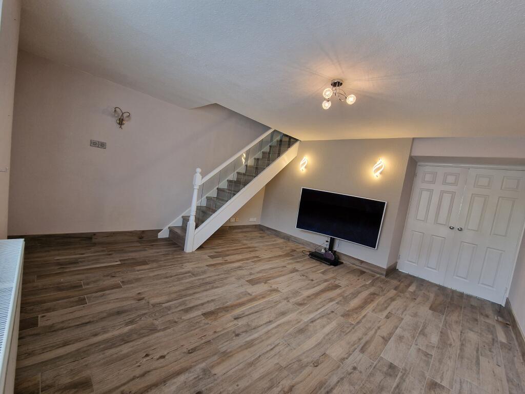 House in Wolverhampton, West Midlands - View 2