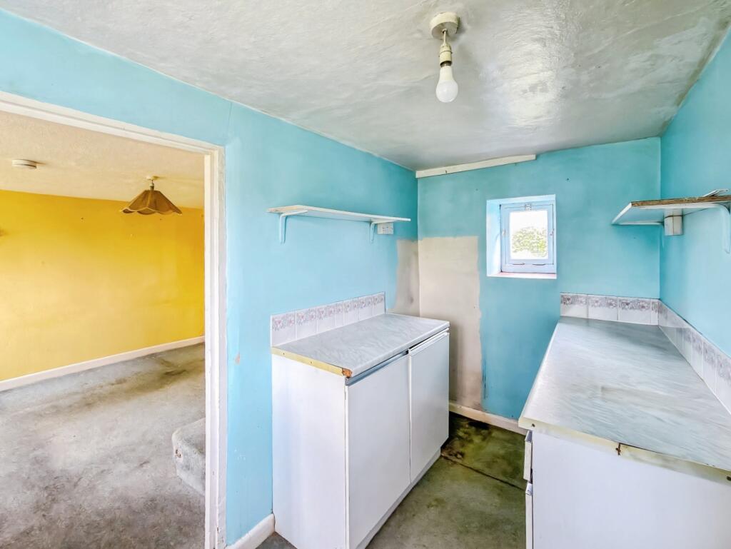 House in Bridport, Dorset - View 4