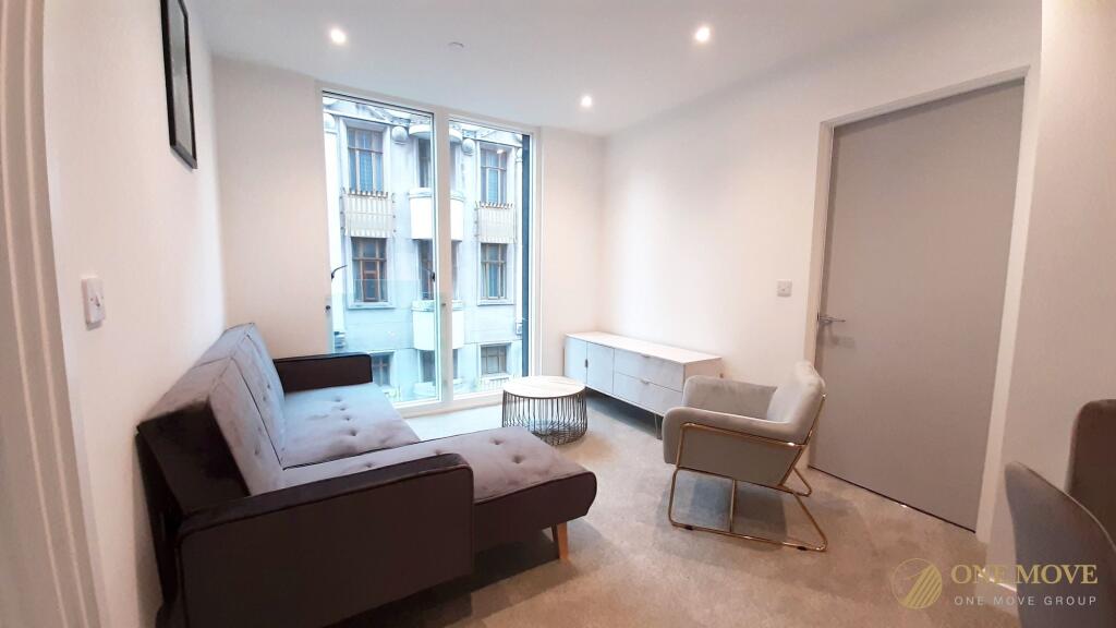 Apartment in Manchester - View 5