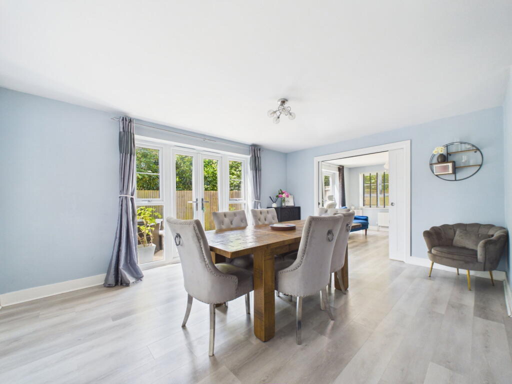 Wyeth Close, Taplow, Maidenhead, SL6 photo 4