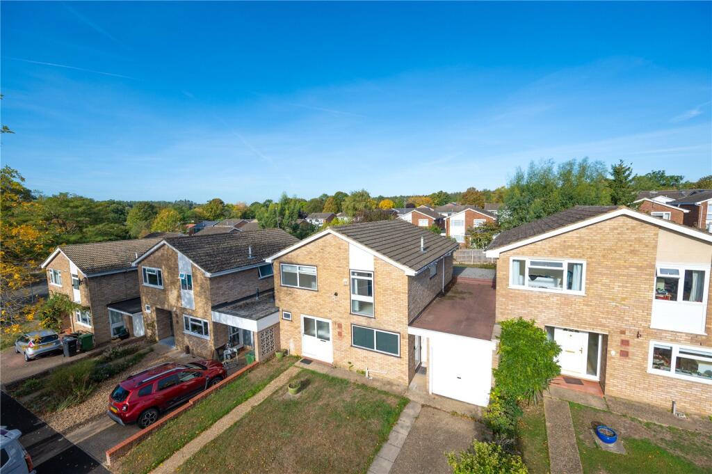 Main image of property: Hadrian Close, St. Albans, Hertfordshire, AL3