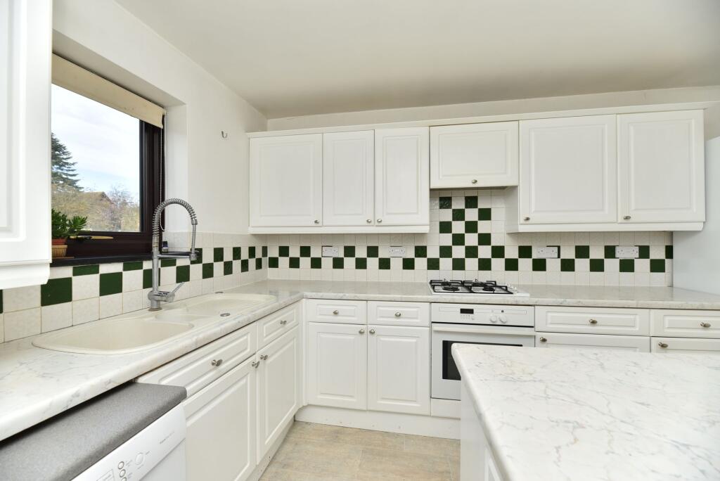 College Farm Court, Fen Drayton, CB24 photo 3