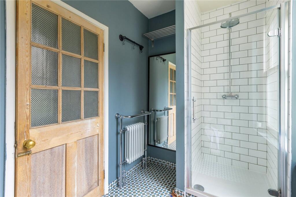 Apartment in London, Elephant and Castle - More