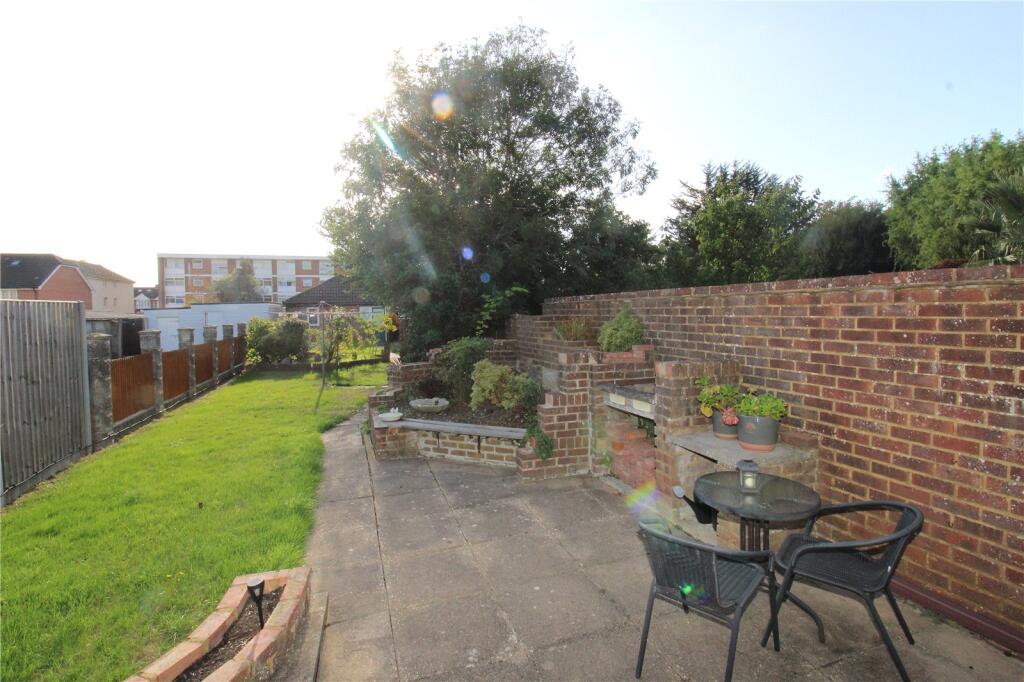 House in Portsmouth - View 4