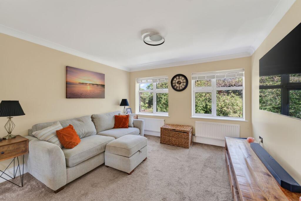 Apartment in Bournemouth - View 4