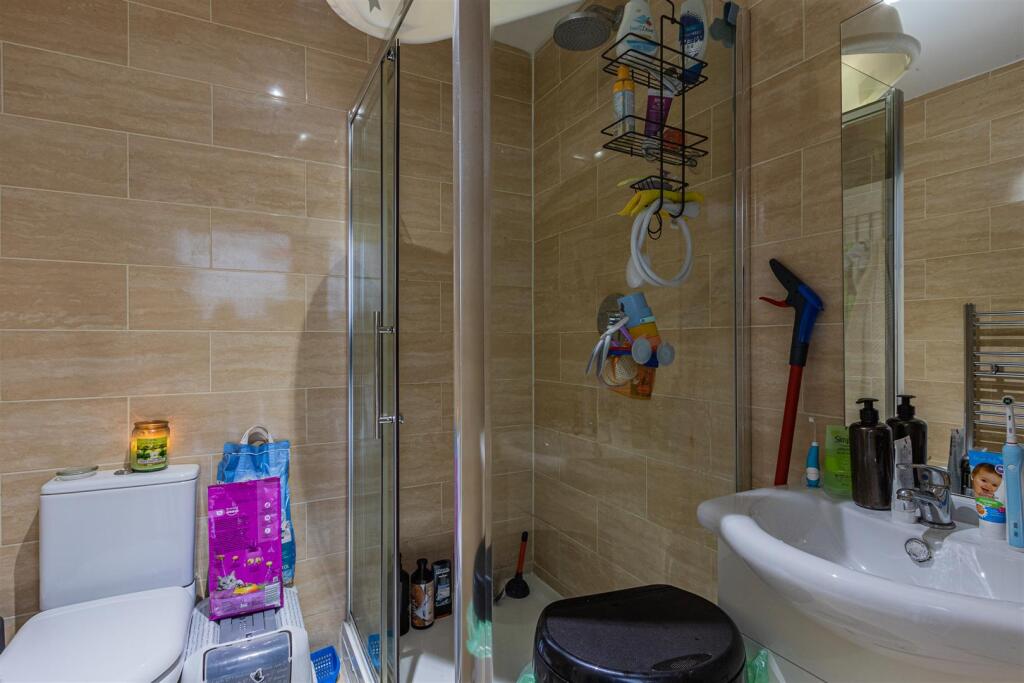 Apartment in Cardiff, Leckwith, Grangetown - More