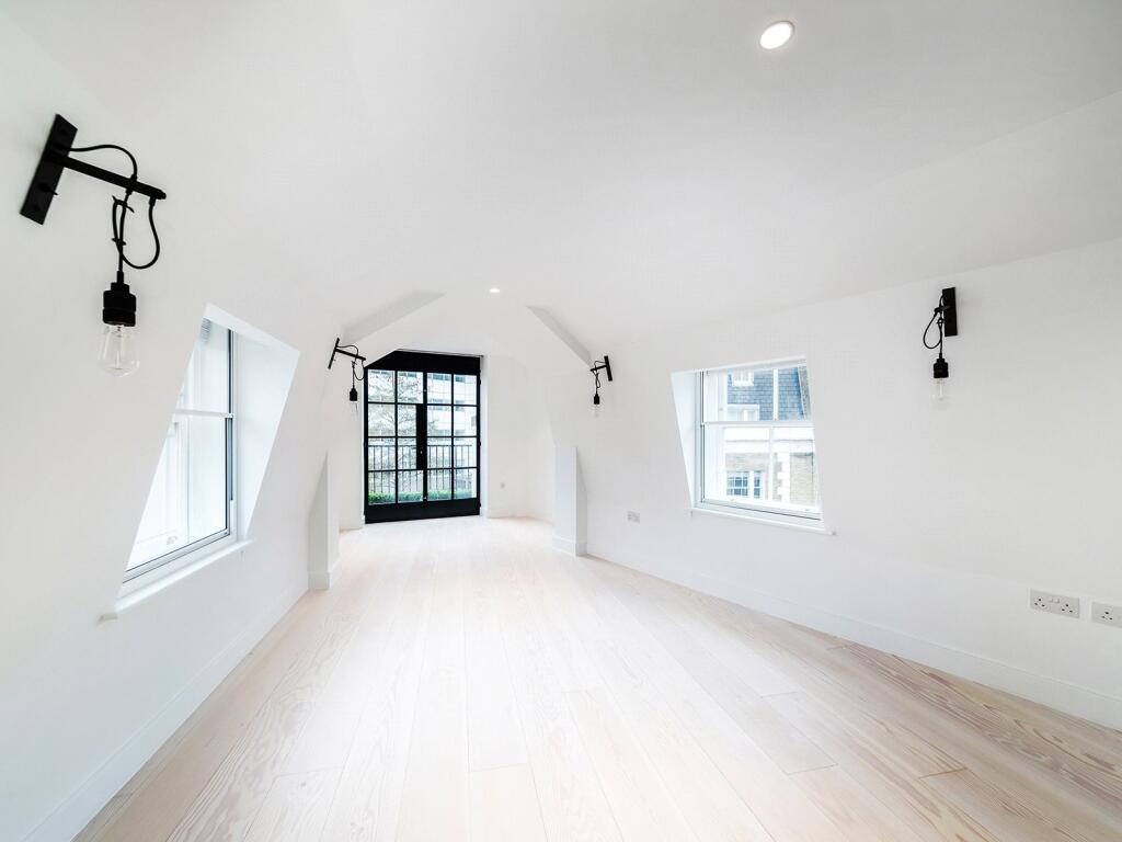 Main image of property: Shelton Street, London, WC2H