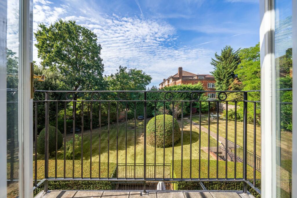 Apartment in London - View 4