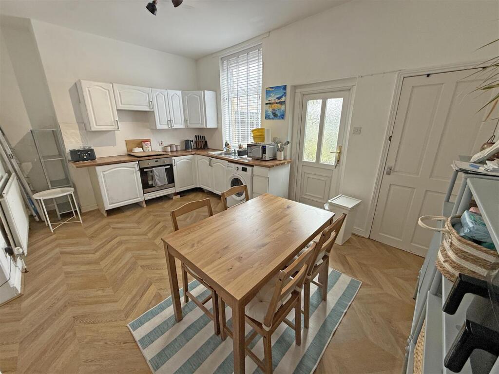 House in Whitley Bay, Seaton Terrace - View 5