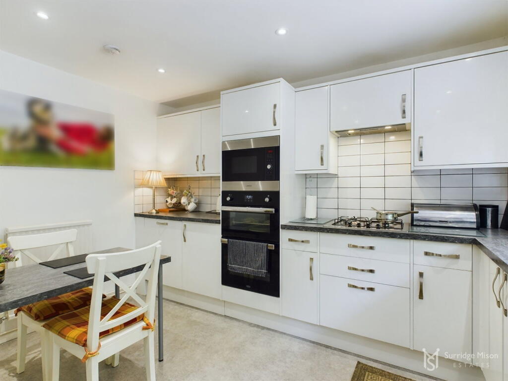House in Brighton - View 5