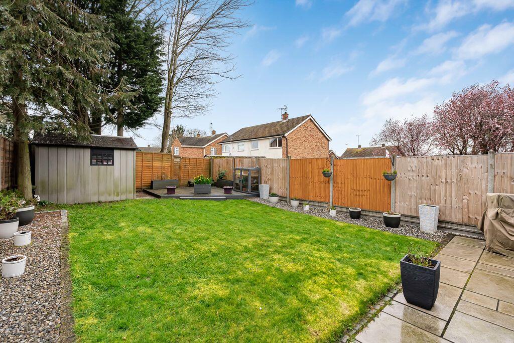 House in Milton Keynes, West Bletchley - View 5