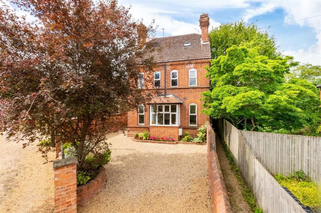 Main image of property: Bulmershe Road, Reading RG1