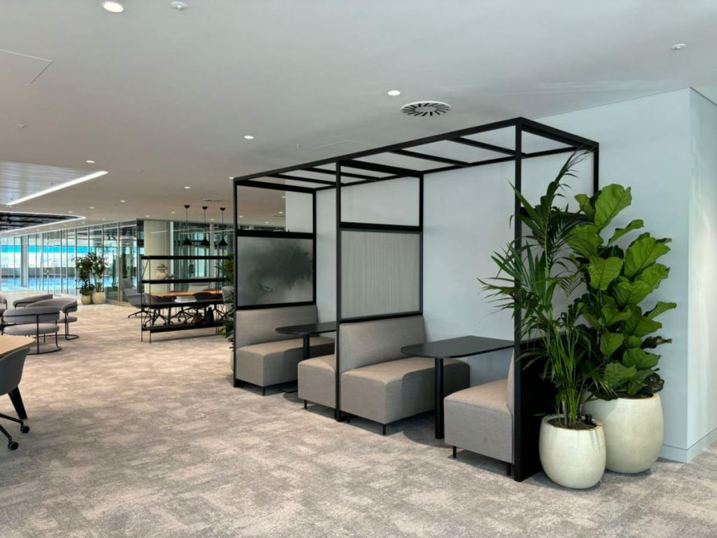 Level 9 show suite - breakout