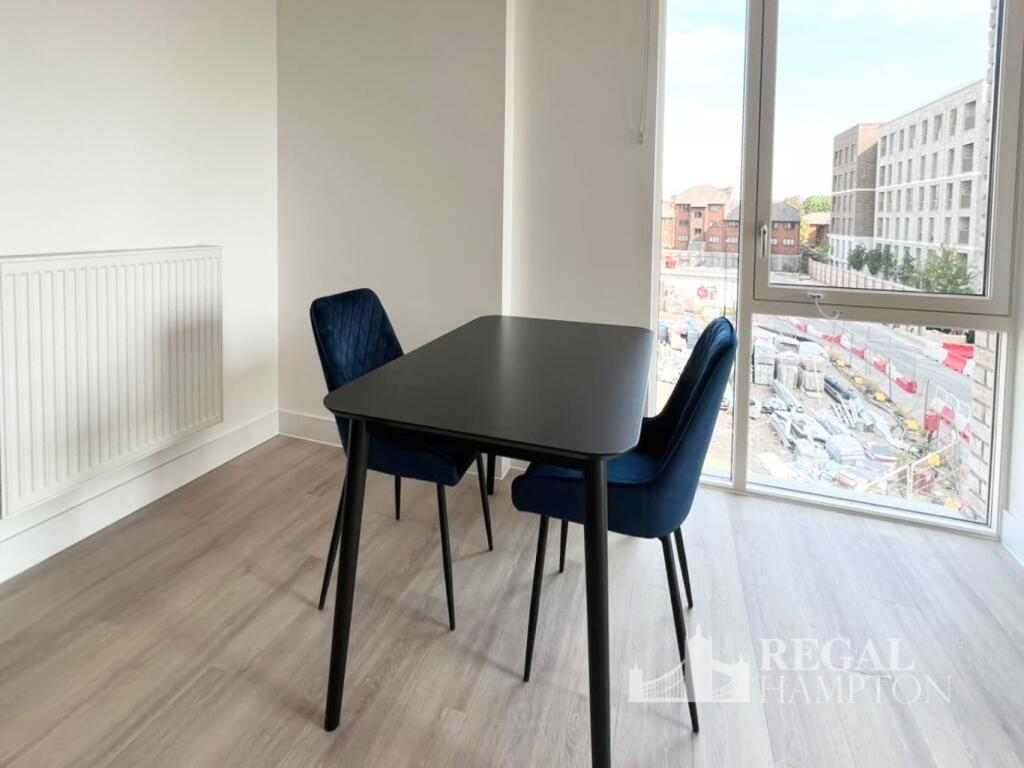 Apartment in London - View 5