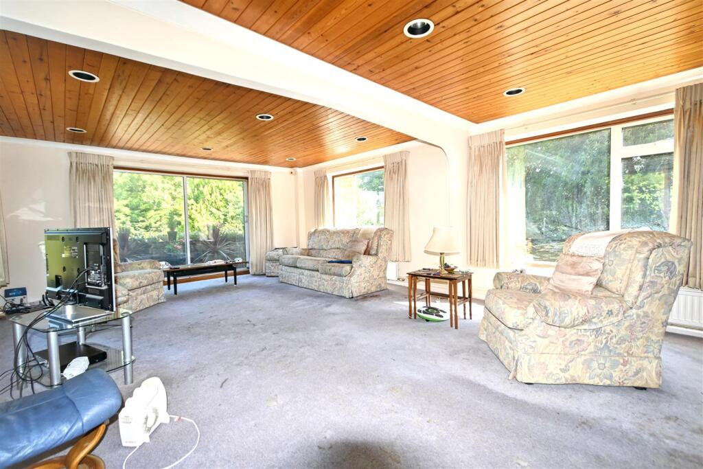 House in Eastbourne, East Sussex - More