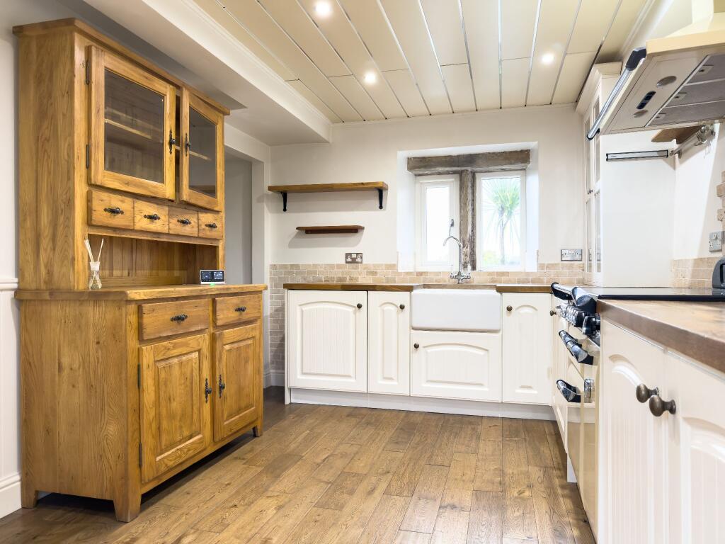 Additional image 7 of Saxon Court, Wyke, BD12 8EW