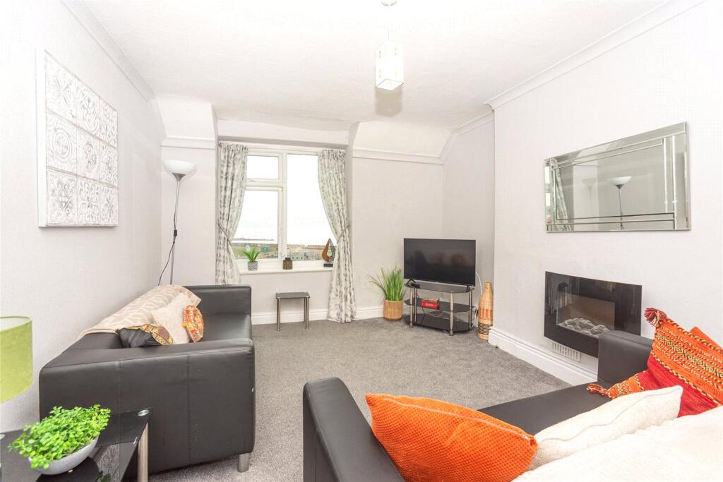 West Parade, Llandudno, Conwy, LL30 photo 3