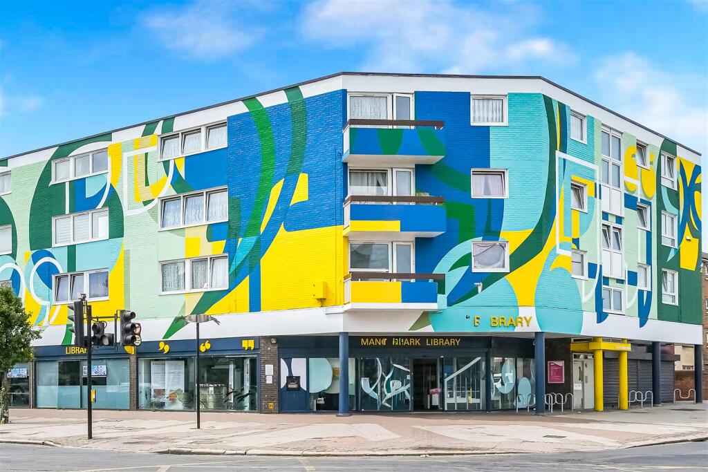 Main image of property: Station Road, London