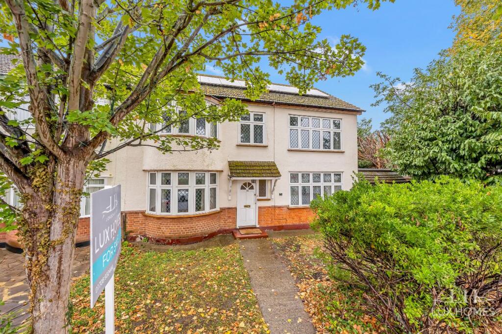 House in London - View 2